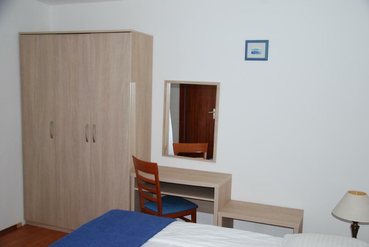 Apartmani Dragica Kampor Eksteriør billede